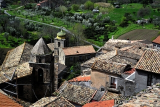 manifestazione di trekking urbano alla scoperta del centro storico