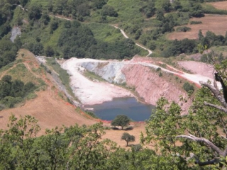 CALABRIA, CALABRESI  E SVILUPPO