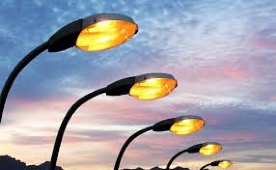 Ai finanziamenti regionali per interventi alla pubblica illuminazione ammessi a valutazione 17 comuni del lametino