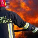 Fiamme nella notte in abitazione a Martirano Lombardo, in salvo coppia anziani